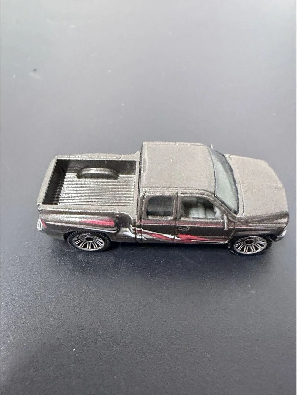 Matchbox 1999 Chevy Silverado Pickup Truck Gray w Red & White Graphics 1:76